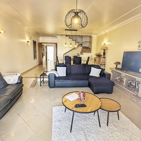 Farm Village- Townhouse 2 Mins From Old Town Albufeira Eksteriør billede
