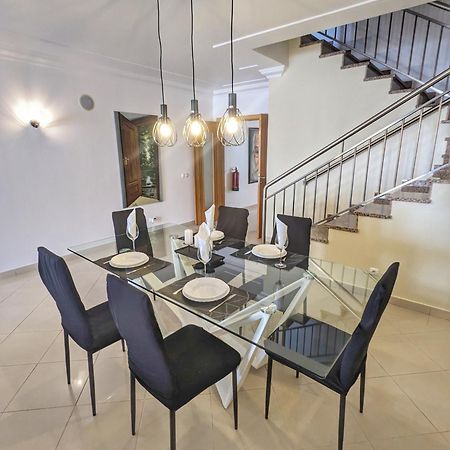 Farm Village- Townhouse 2 Mins From Old Town Albufeira Eksteriør billede