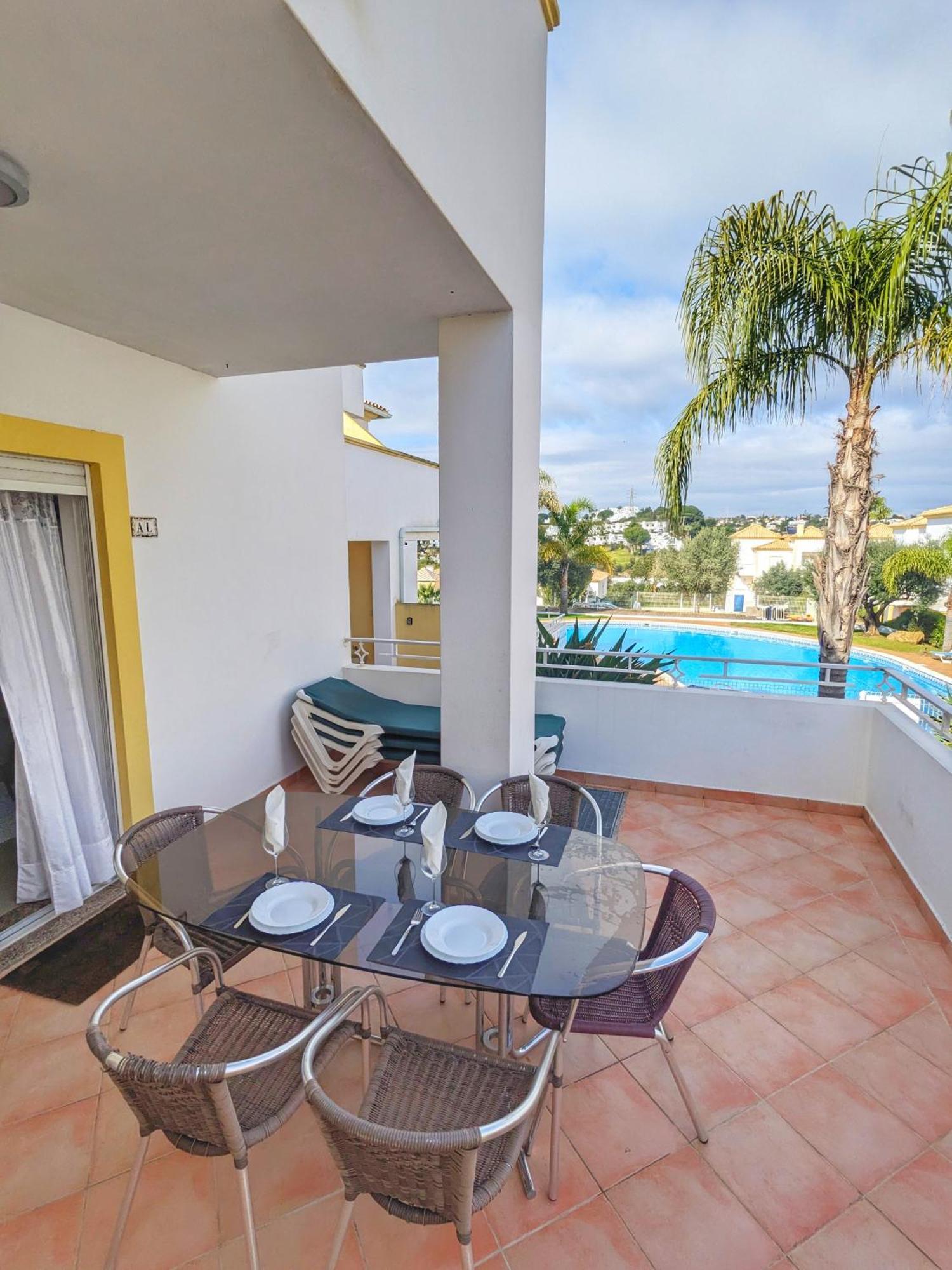 Farm Village- Townhouse 2 Mins From Old Town Albufeira Eksteriør billede